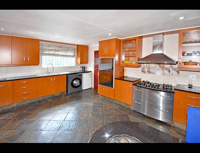 4 BEDROOM HOUSE FOR SALE IN EDEN GLEN